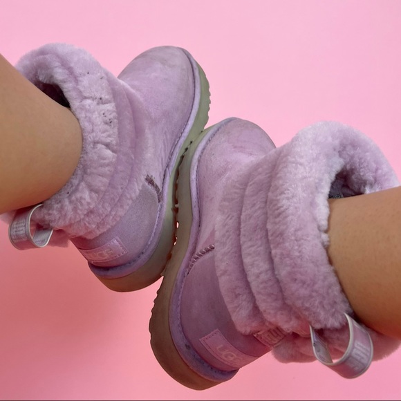 ❌SOLD❌ UGG Mini Quilted Fluff Purple Boots - Picture 4 of 10